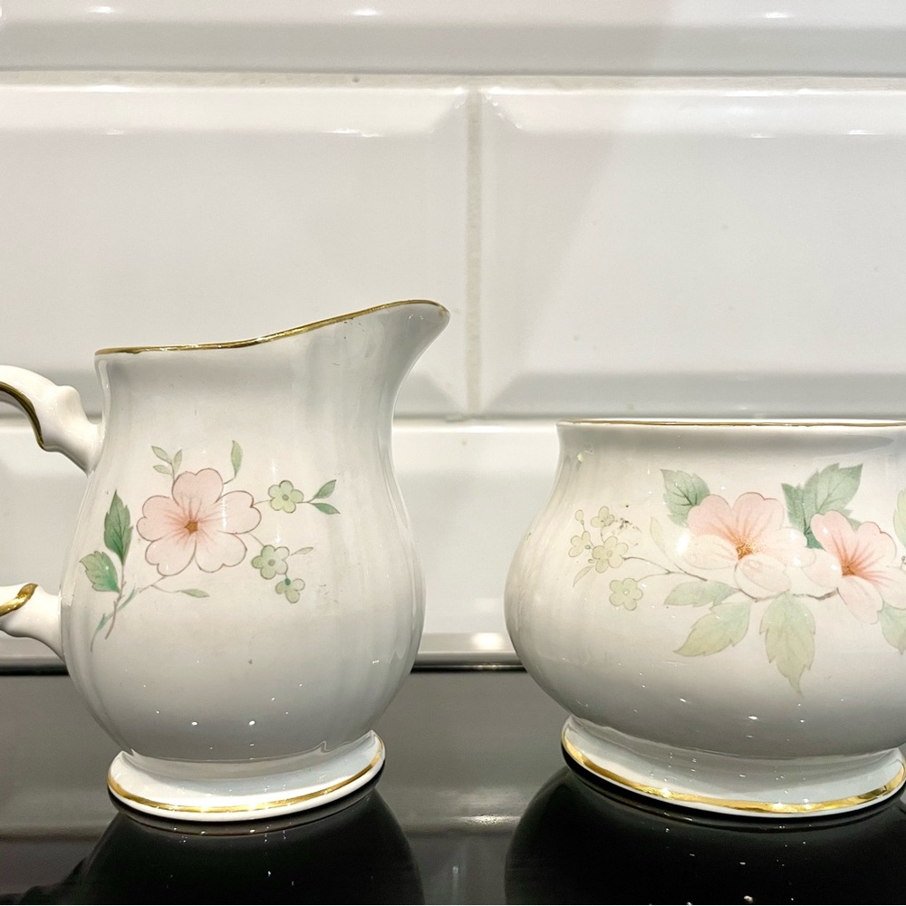 Sadler England Floral Gold Trim Sugar and Creamer Set